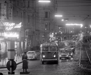 Városkép - Budapest esti közvilágítása