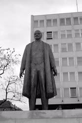 Városkép - Lenin-szobor avatás Szegeden