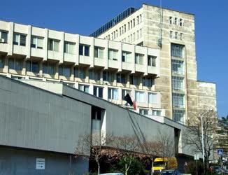Egészségügy - Budapest - A Kútvölgyi Klinika épülete
