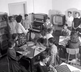 Oktatás - Új iskola a veszprémi Kiss Lajos lakótelepen 