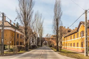 Városkép - Budapest - A Kós-kapu a Wekerletelepen