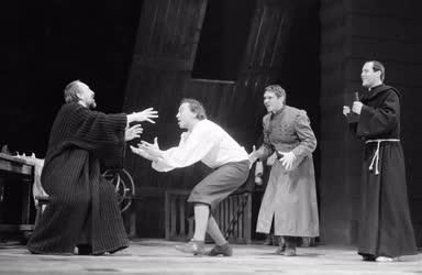 Kultúra - Színház - Brecht: Galilei élete 