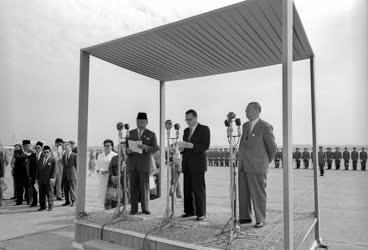 Külpolitika - az Indonéz Köztársaság első minisztere Magyarországon