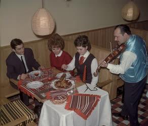 Vendéglátás - Gambrinus Étterem nyílt Debrecenben