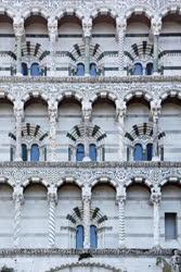 Egyházi épület - Lucca - A Duomo di San Martino homlokzata