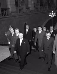 Külkapcsolat - A szovjet párt- és kormányküldöttség Budapesten