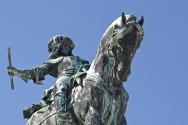 Műalkotás - Budapest - Savoyai Jenő herceg lovas szobra