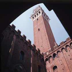 Turisztikai nevezetesség - Sienai látnivalók