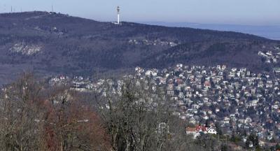 Városkép  - Budapest - A Hármashatár-hegy és óbudai részlet