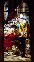 Műalkotás - Pannonhalma -  A Szent István-kápolna egyik üvegablaka