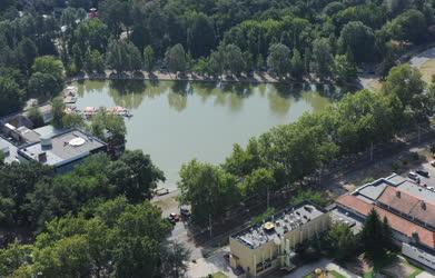 Városkép - Csónakázó tó Debrecenben
