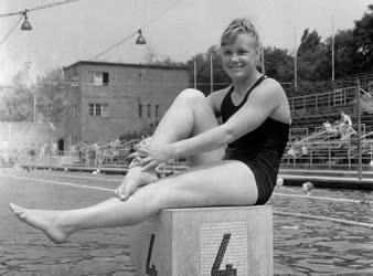 Sport - Úszás - Madarász Csilla úszónő egy napja