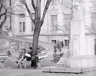 Városkép-életkép - Tavaszi pillanatkép Szegeden