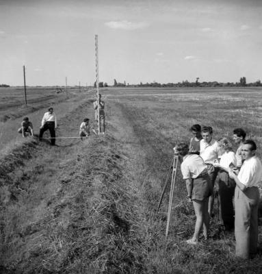 Mezőgazdaság - Oktatás - Agráregyetemi hallgatók gyakorlata