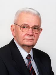 1990-es Széchenyi-díjasok - Dr. Nyíri Tamás