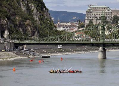 Szabadidő - Budapest - Első budapesti Duna-átúszás