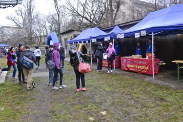 Sport - Budapest - Futóverseny a kőbányai pincerendszerben