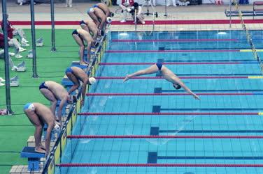 Sport - Darnyi Tamás olimpiai bajnok úszó a szöuli olimpián