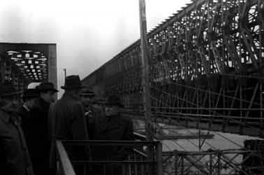 Déli Összekötő vasúti híd teherpróbája