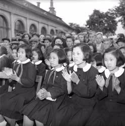 Oktatás - Koreai gyermekek látogatása a Soroksári úttörőknél 