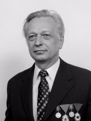 Díj - 1980-as Kossuth-díjasok - Szilágyi Dezső