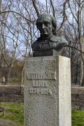 Műalkotás - Budapest - Mitterpacher Lajos szobra
