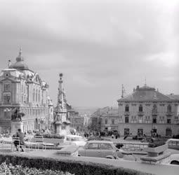 Városkép-életkép - A Széchenyi tér Pécsett