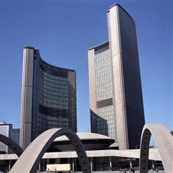 Modern építészet - A torontói városháza 