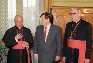 Külpolitika - Vatikán -Magyarország kapcsolatának helyreállítása