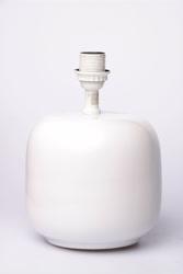 Fehér kerámia asztali lámpa