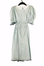 Fehér kék kockás virágos ruha és őv